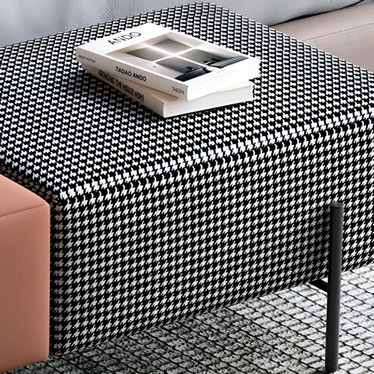 Modelo Upholstered Bench