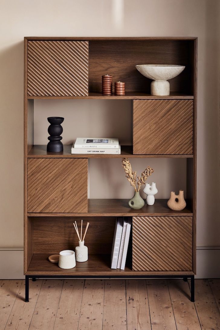 Aura Display Rack