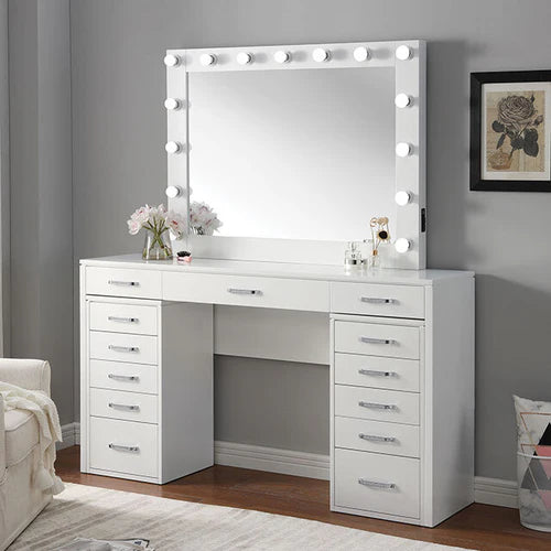 Dephrodite Dresser in Deco Finish