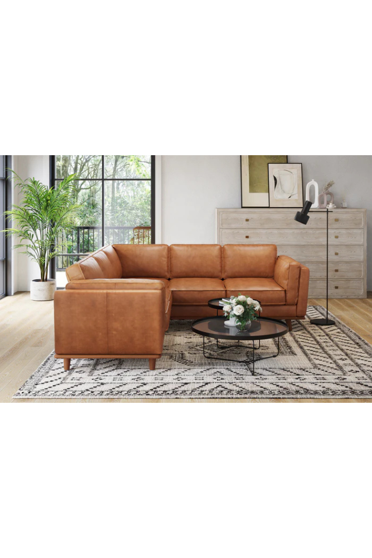 Xynder Sectional Sofa Leatheriate