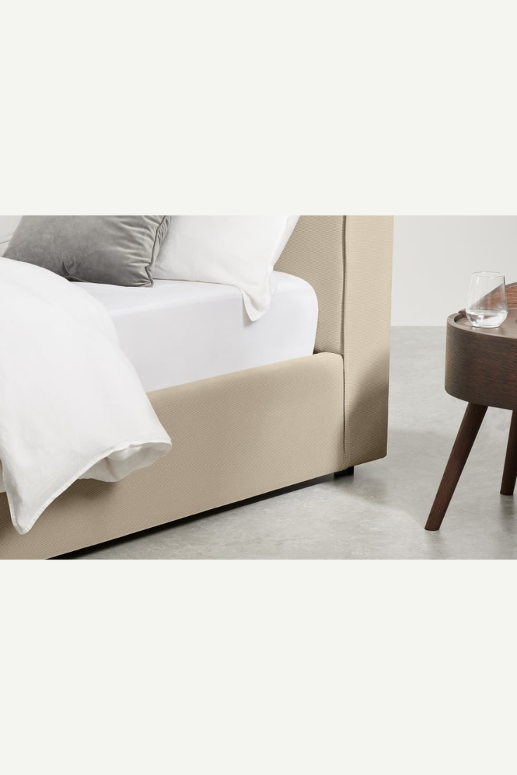 Quinn Upholstered Bed