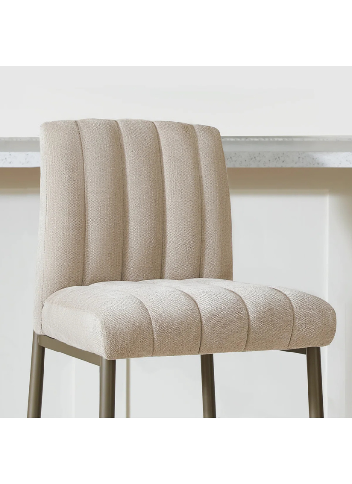 Pivot Bar Stool