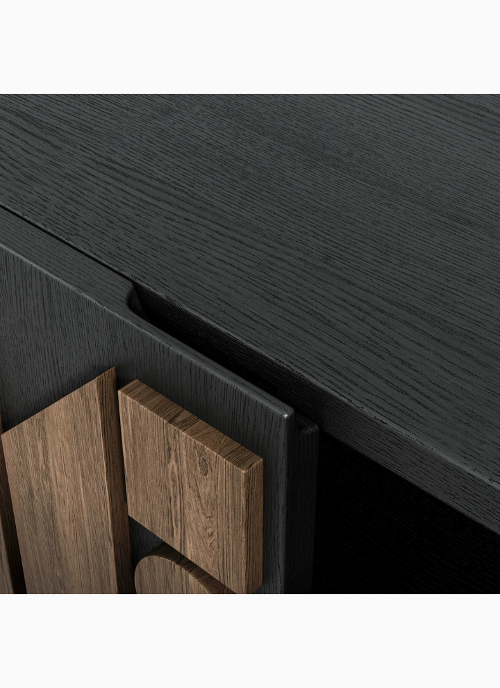 Lavenia Console