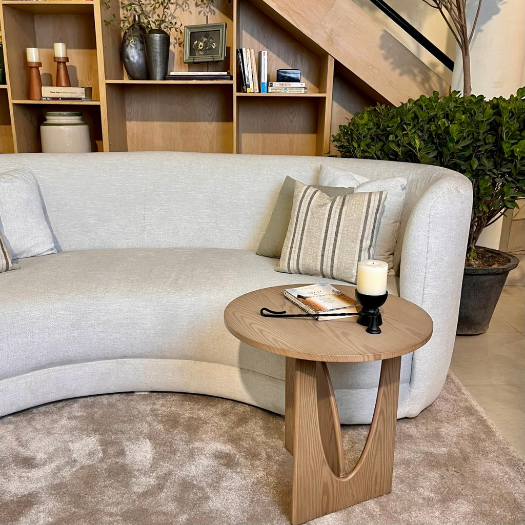 Accent Round table