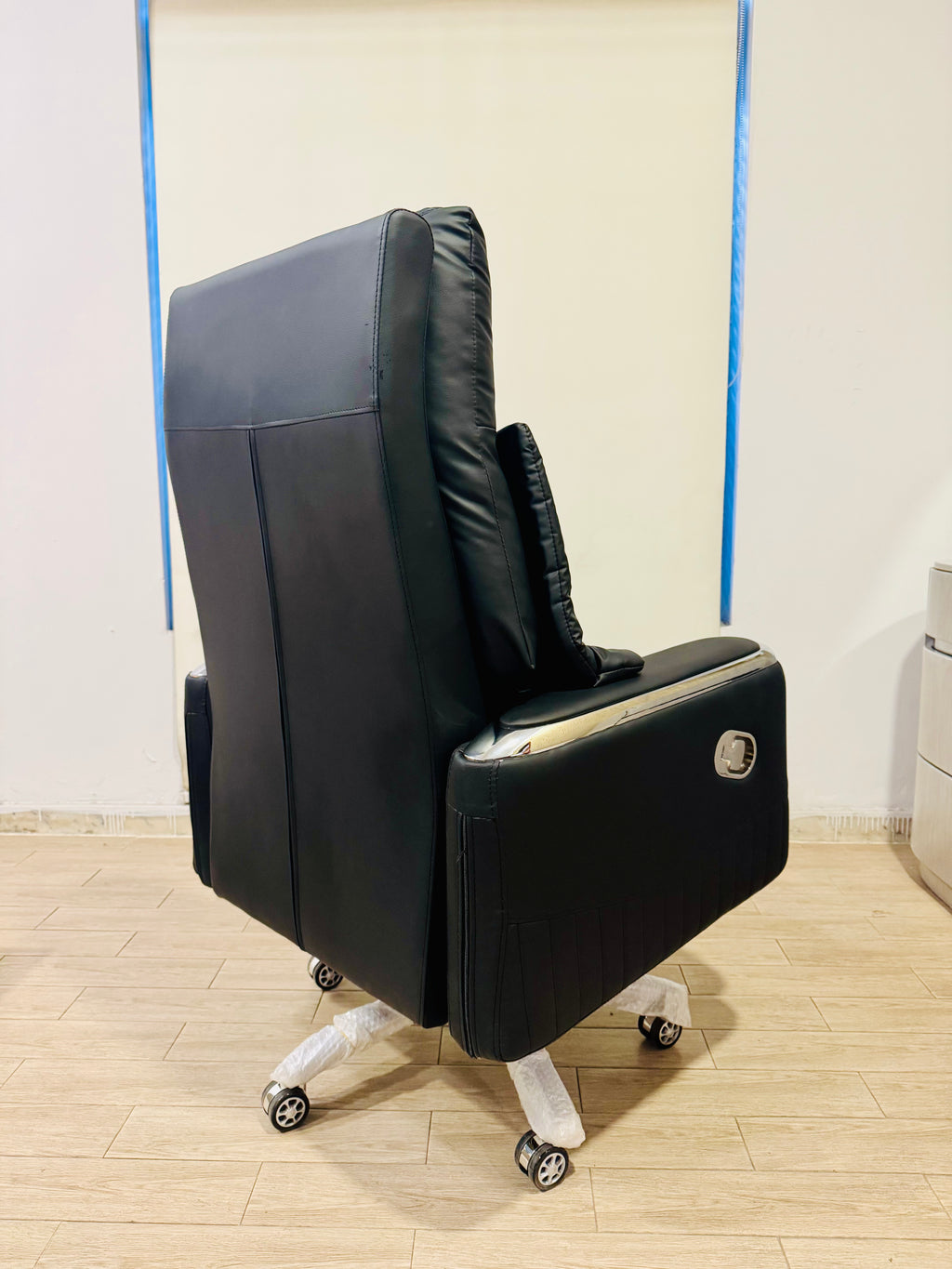 Daliware Executive Recliner Chair
