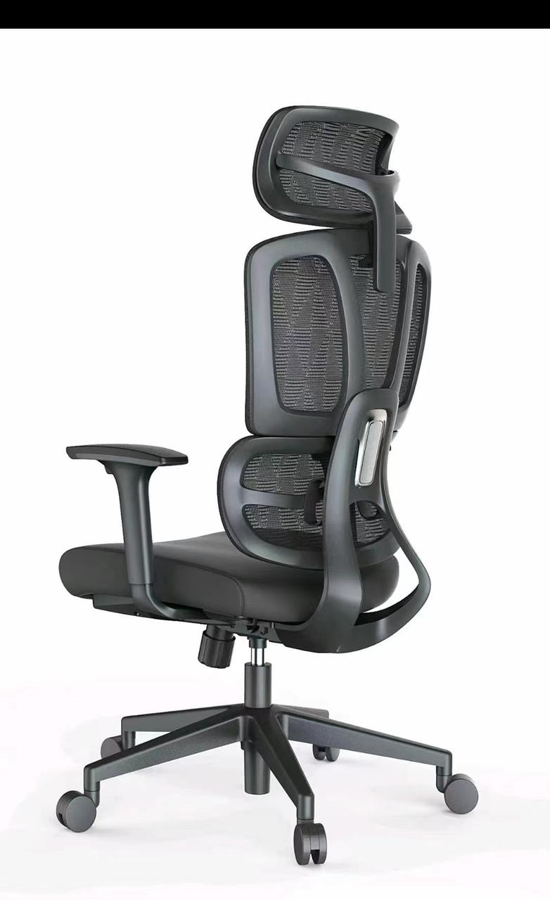 Estalla Mash Black Executive Chair
