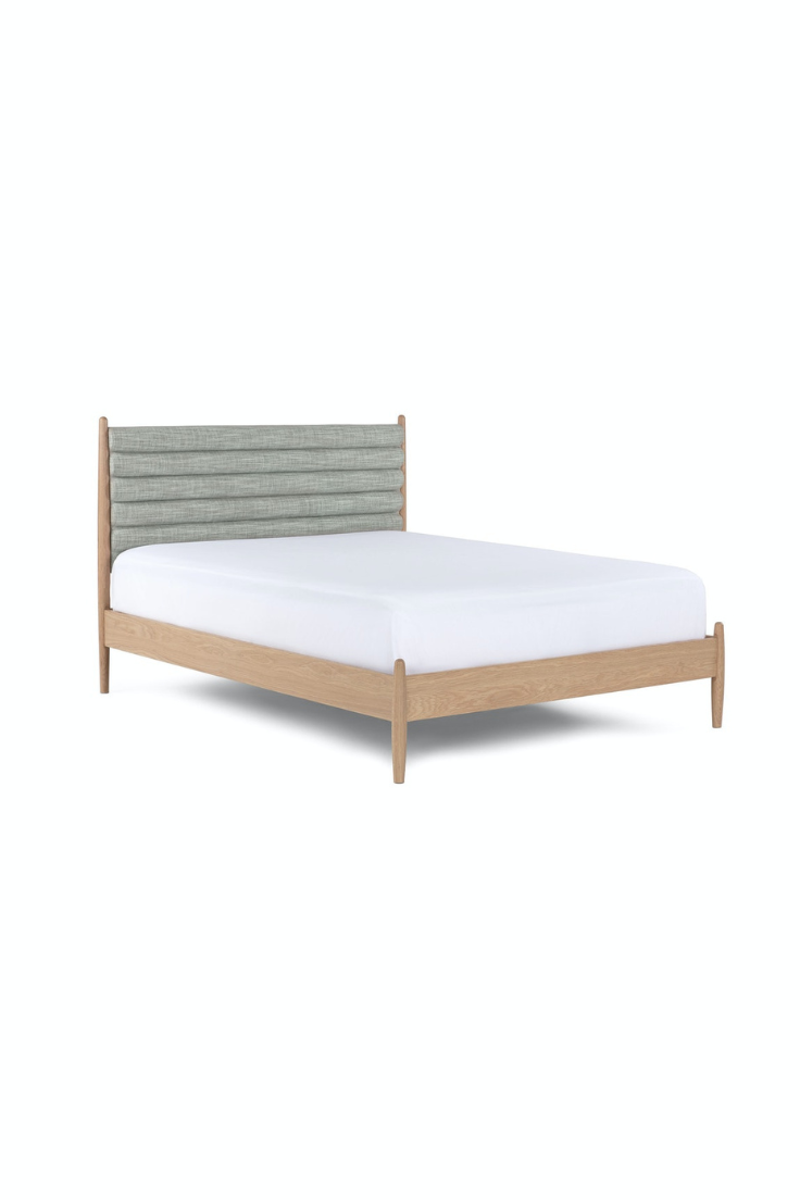 Erable Upholstered Bed