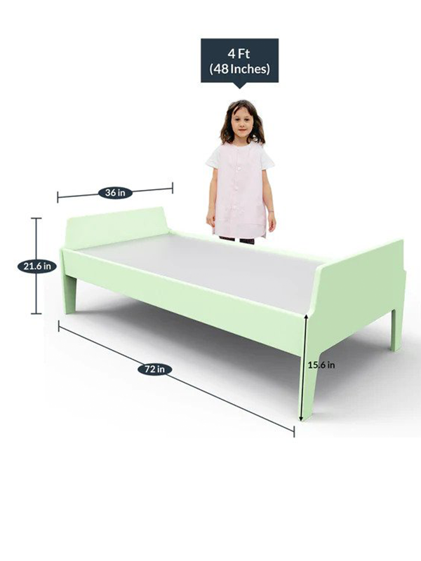 Pellegrino Panel Bed in Green