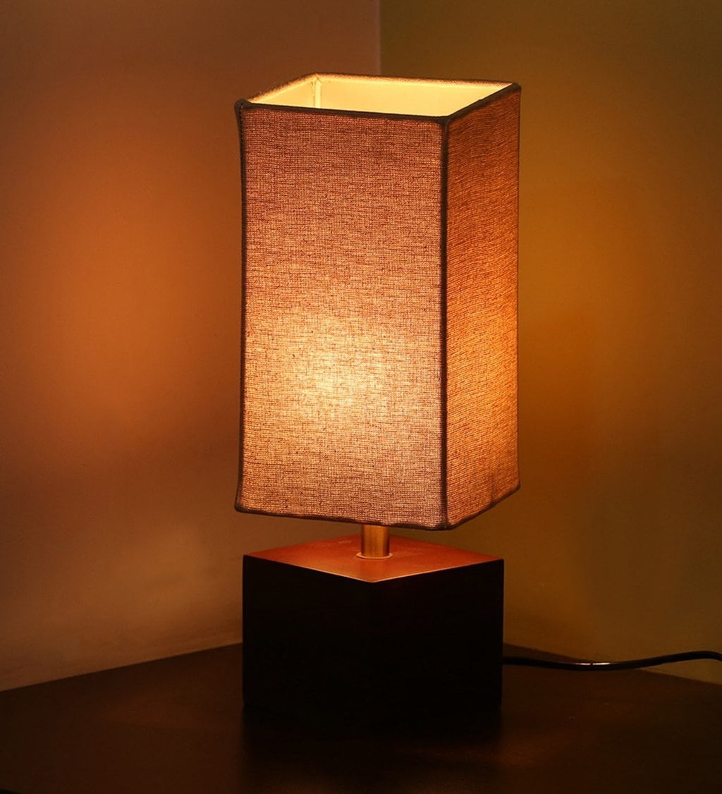 Brixter Table Lamp