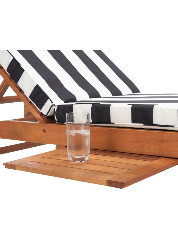 Zebra Lounge Chair in Yellow Pine