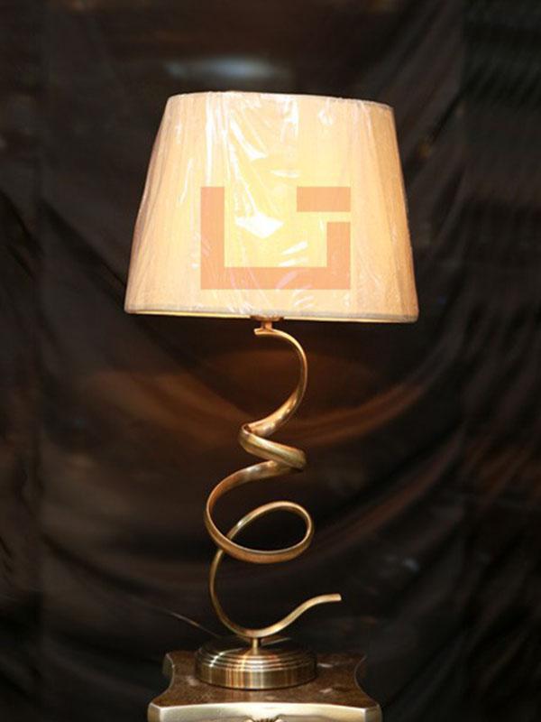 Susan Table Lamp