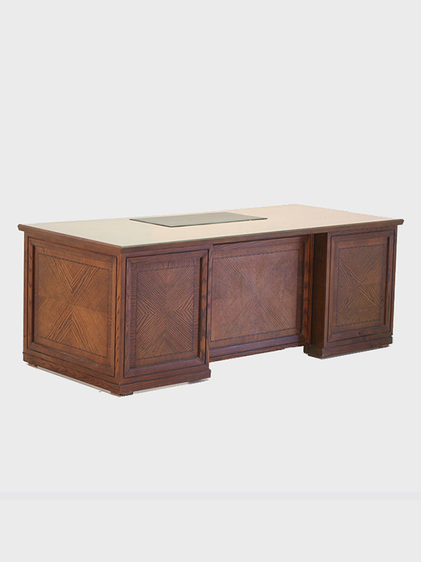 Melih Traditional Table